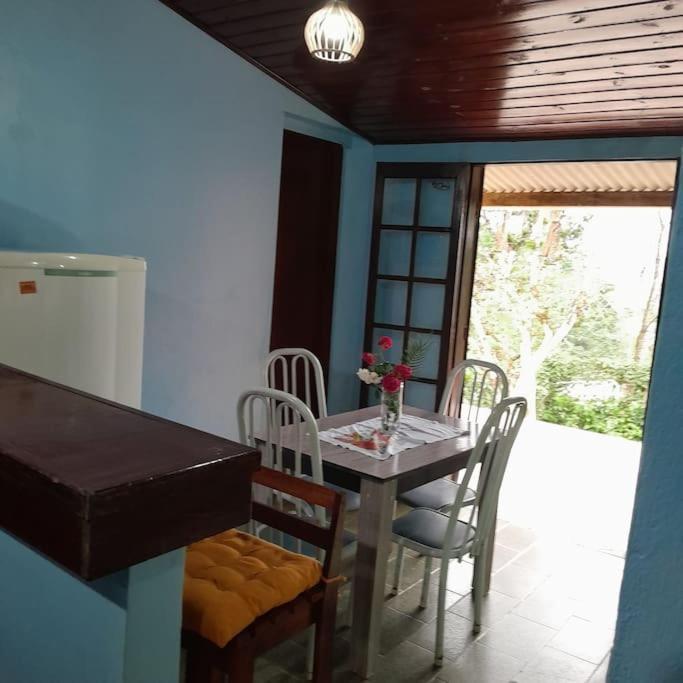 Casa Amarela Prumirim * Ubatuba