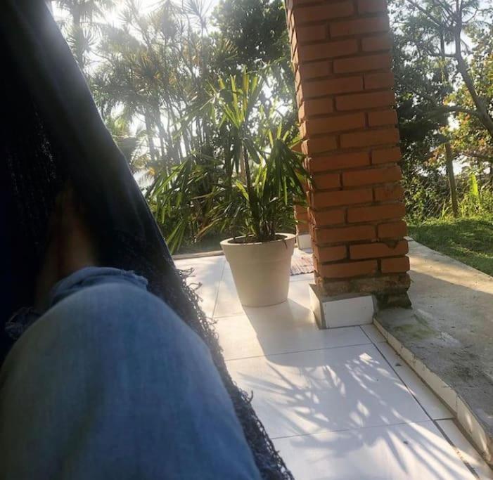 Casa Amarela Prumirim * Ubatuba